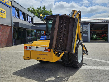 Minitraktor New Holland Boomer 3050 met Bos Maaiarm: bilde 5