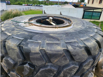 Ny Dekk for Bygg og anlegg Bridgestone: bilde 3 Ny Dekk for Bygg og anlegg Bridgestone: bilde 3