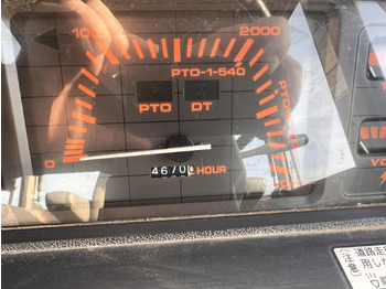 Traktor Kubota M1-65: bilde 5 Traktor Kubota M1-65: bilde 5