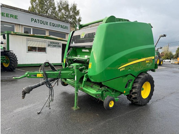 Rundballepresse JOHN DEERE