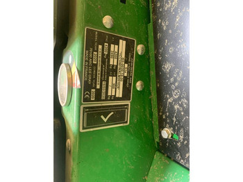 Rundballepresse JOHN DEERE V461M: bilde 3