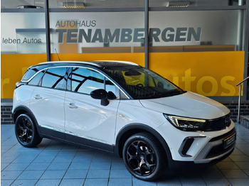 Sedan OPEL