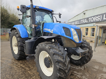 Traktor NEW HOLLAND T7