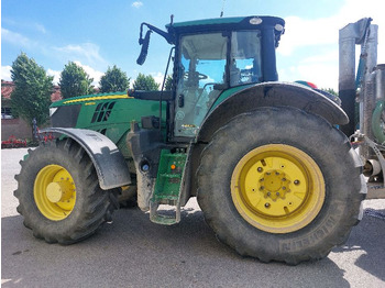 Traktor JOHN DEERE 6215R