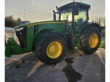 Traktor JOHN DEERE 8320R