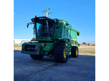 Skurtresker JOHN DEERE C670