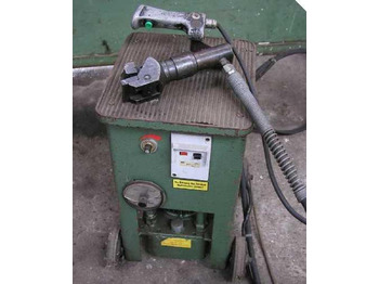 Metallbearbeidingsmaskin