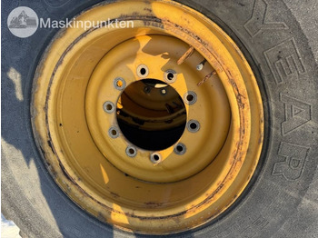 Dekk for Bygg og anlegg Goodyear GP-40 Däck med fälg till hjullastare: bilde 5