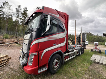 Tømmerbil VOLVO FH16 750
