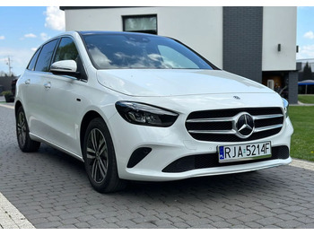 Sedan Mercedes-Benz Klasa B: bilde 3
