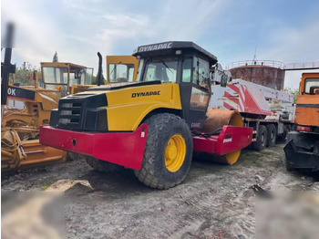 Kompaktor DYNAPAC