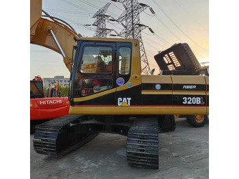 Gravemaskin CATERPILLAR 320CL