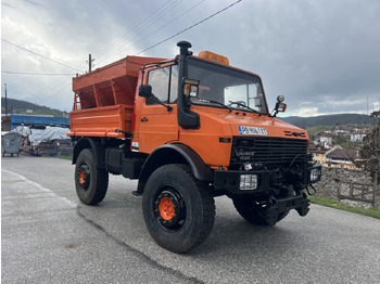 Brøytebil UNIMOG U1500