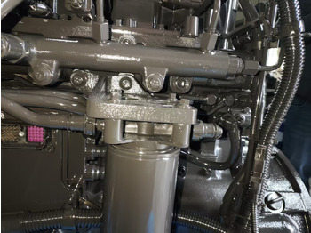 Ny Motor for Gravemaskin CUMMINS QSL9: bilde 3