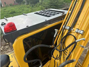 Beltegraver Second Hand  Komatsu PC210-8 Excavator 21 Ton Crawler Excavator Japan Brand Low Price with Good Quality for SALE: bilde 3