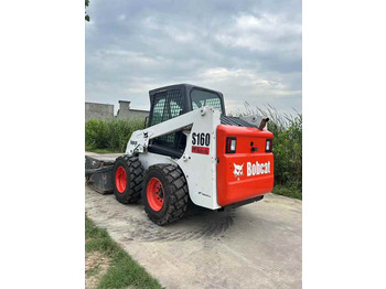 Kompaktlaster USED BOBCAT S160 Skid-steer Loader Bobcat S160 Carry Sweeper with Very Good Performance Is for Sale at a Low Price. [ Copy ]: bilde 5