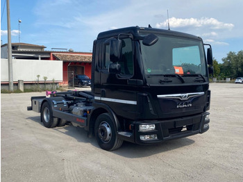 Krokbil MAN TGL 12.220