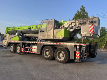 Mobilkran ZOOMLION ZTC700V 70 ton truck crane: bilde 4