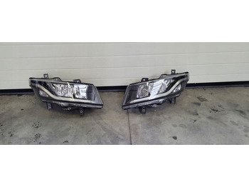 Frontlys IVECO S-WAY