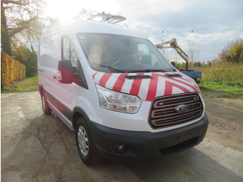 Kassebil FORD Transit