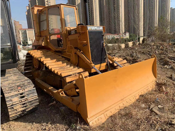 Bulldozer CATERPILLAR