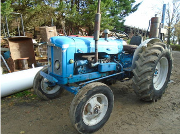 Traktor FORDSON