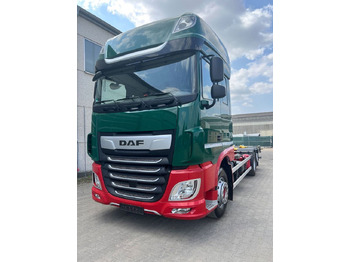 Container-transport/ Vekselflak lastebil DAF XF 480