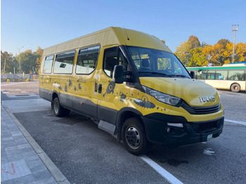 Skolebuss IVECO Daily