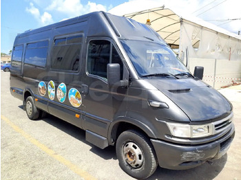 Minibuss IVECO Daily