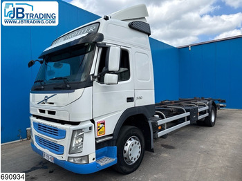 Container-transport/ Vekselflak lastebil VOLVO FM 330
