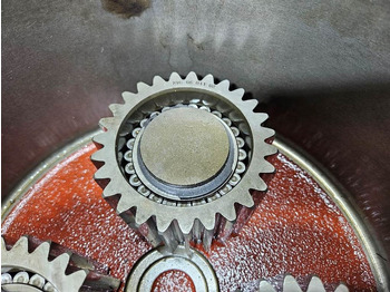 Aksel og deler for Bygg og anlegg Ahlmann AZ150-Dana Spicer 213/56-004-Planet gear carrier: bilde 5