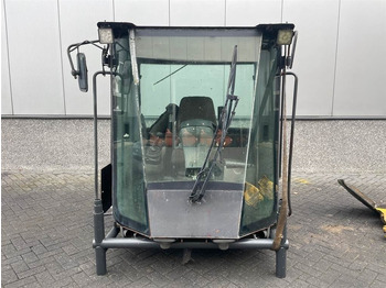 Førerhus og interiør NEW HOLLAND