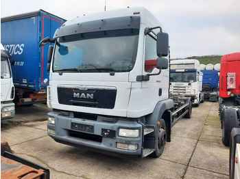 Container-transport/ Vekselflak lastebil MAN TGM 15.290