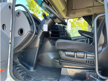 Interior photo 1: Trekkvogn DAF XF 460 FT SSC Euro6 Intarder