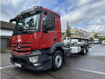 Chassis lastebil MERCEDES-BENZ