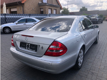 Sedan Mercedes-Benz E 240 E -Klasse Lim. Elegance: bilde 2
