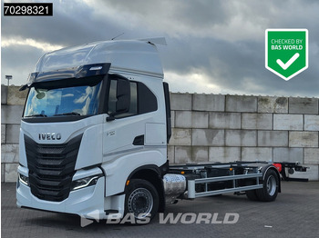 Container-transport/ Vekselflak lastebil IVECO S-WAY