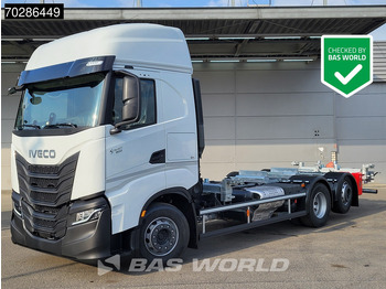 Container-transport/ Vekselflak lastebil IVECO S-WAY