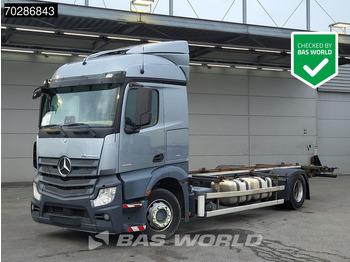 Container-transport/ Vekselflak lastebil MERCEDES-BENZ Actros 1843