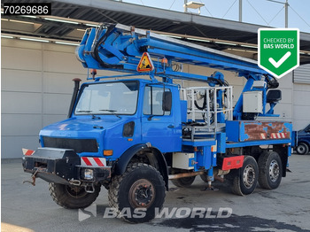 Kranbil UNIMOG