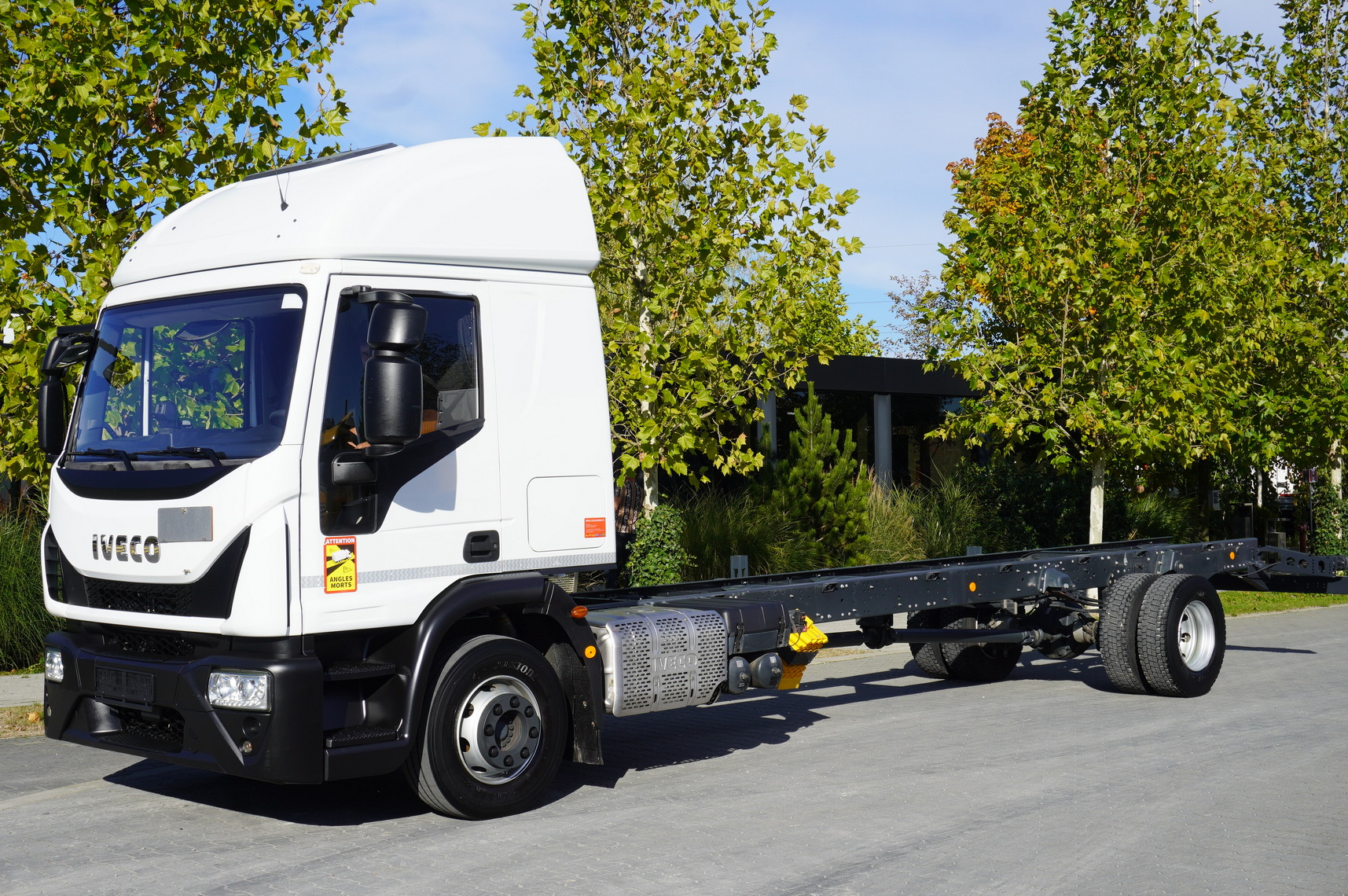 Chassis lastebil IVECO EuroCargo 140E