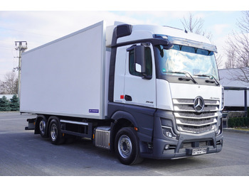 Lastebil med kjøl MERCEDES-BENZ Actros 2545