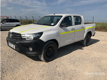 Pickup TOYOTA Hilux
