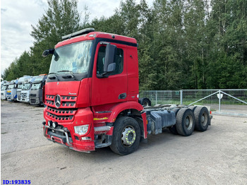 Chassis lastebil MERCEDES-BENZ Arocs