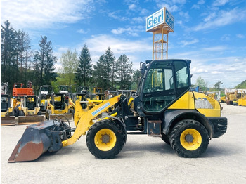 Hjullaster KOMATSU WA80