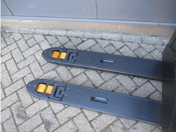 Lavtløftende truck Toyota LPE 200: bilde 5