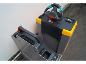 Plukketruck Jungheinrich ECE220: bilde 3