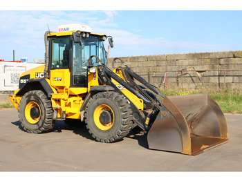 Laster JCB 417