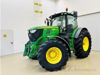 Traktor JOHN DEERE 6210R