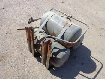 Leie Volvo Airtanks From Volvo F88-F89  Volvo Airtanks From Volvo F88-F89: bilde 4